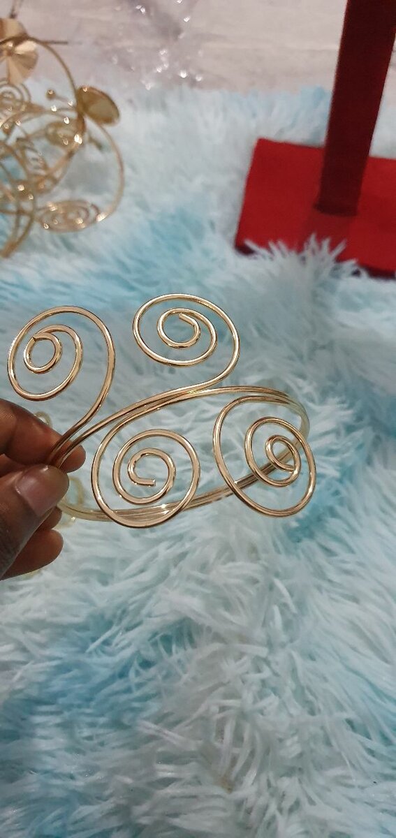 Bracelet artisanal doré