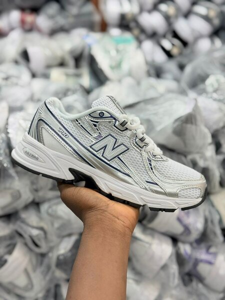 Baskets New Balance 530