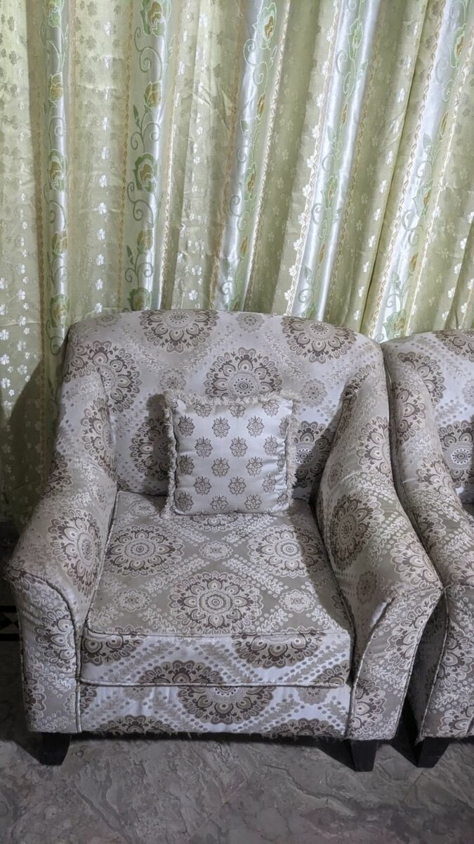 Single Seater Sofa Set