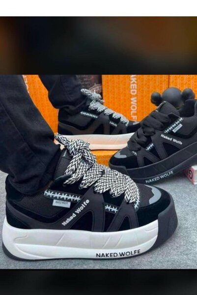 Baskets Chunky Naked Wolfe