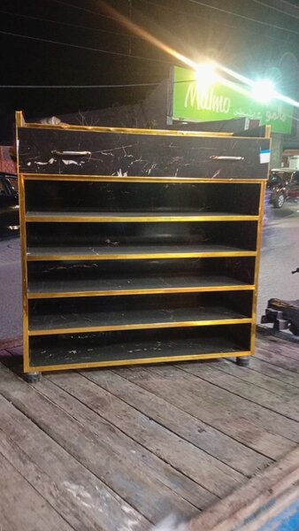 Show racks