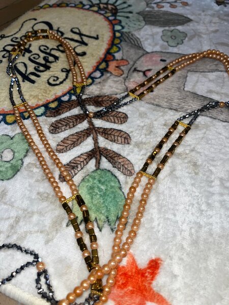 Collier perles colorées