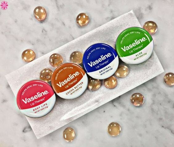 Vaseline Lip Therapy Balm