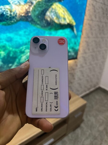 iPhone 14 esim sim 128 gig