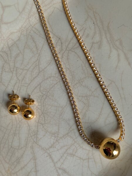 Tennis choker necklace