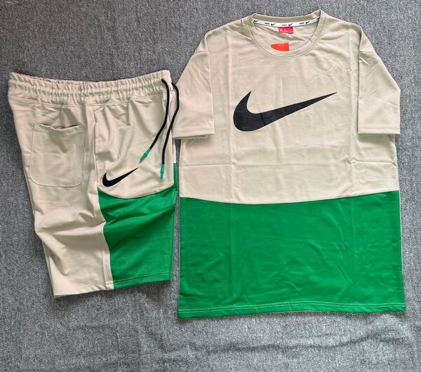 Set de vêtements sportif style tendance