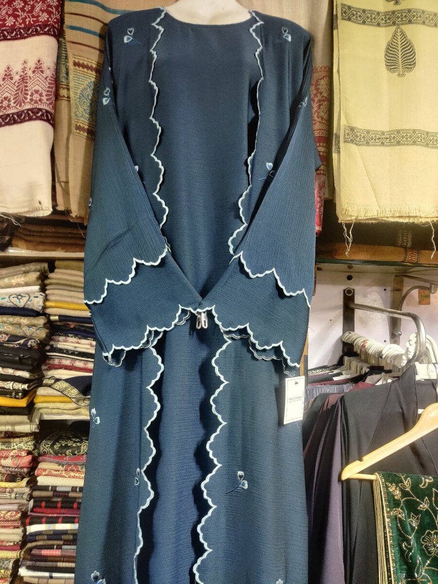 Zoom Abaya
