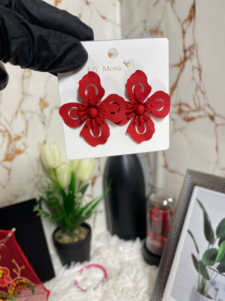 Boucles d'oreilles fleurs rouges