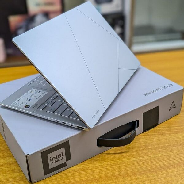 Ordinateur portable Asus Zenbook
