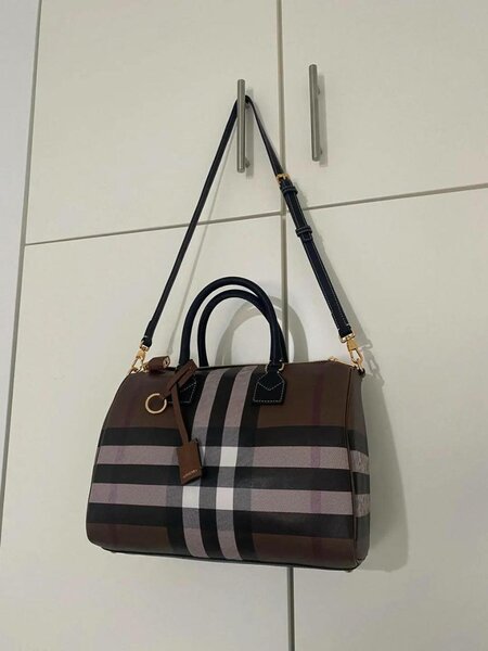 Sacs fourre-tout et à main élégants