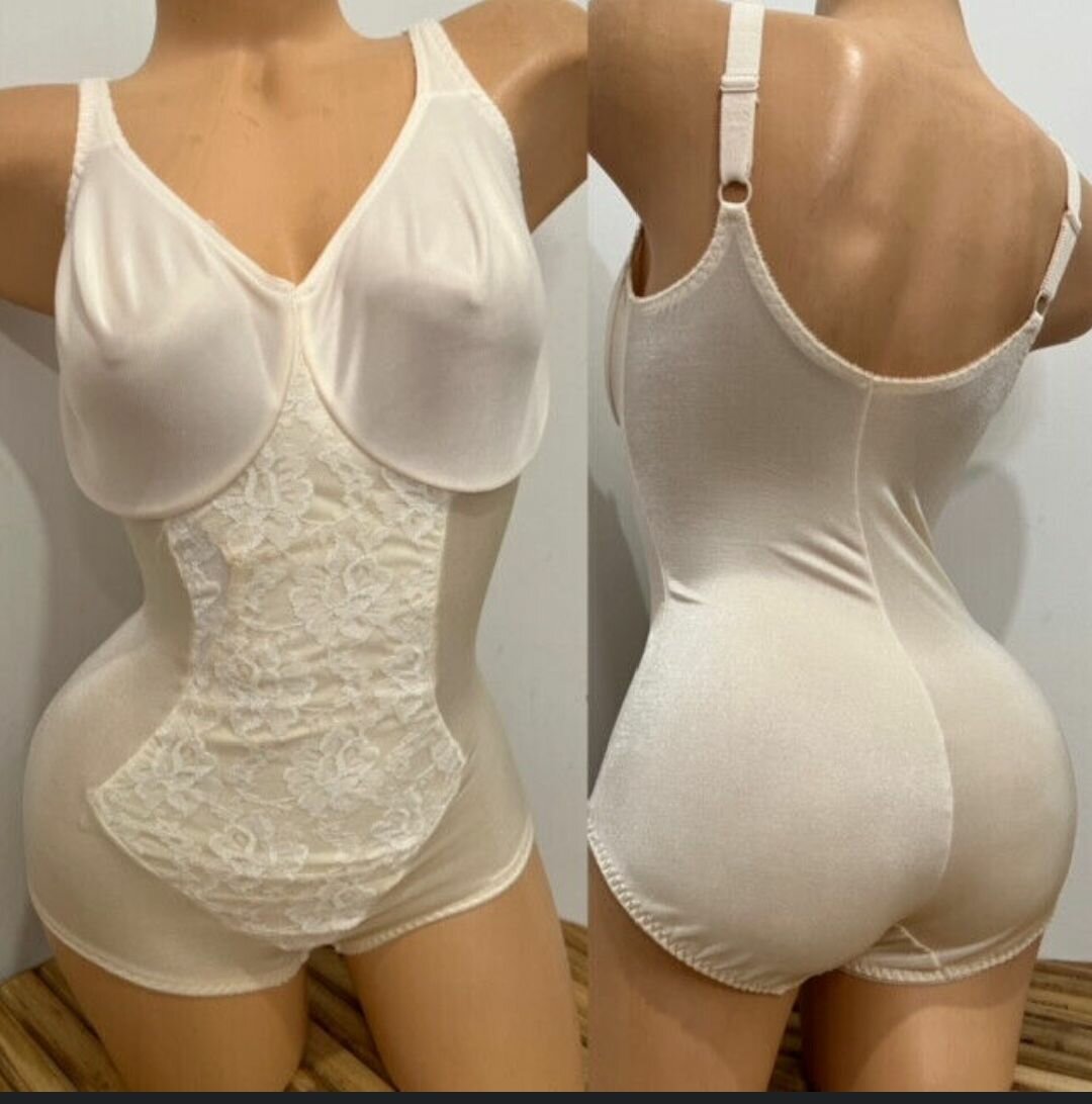 Woman Body shape corsets