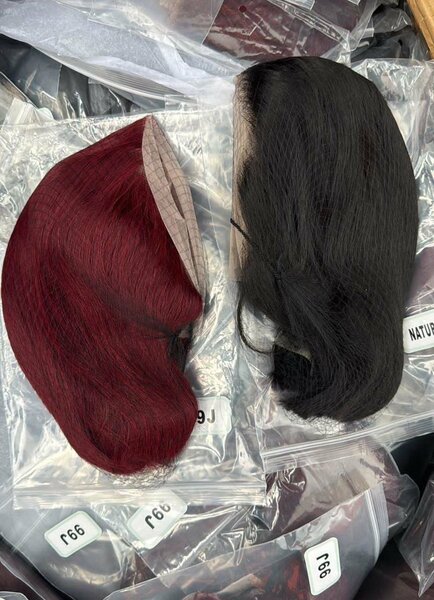 Perruques Synthétiques Colorées