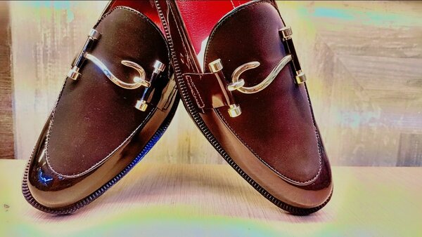 Dress shoes