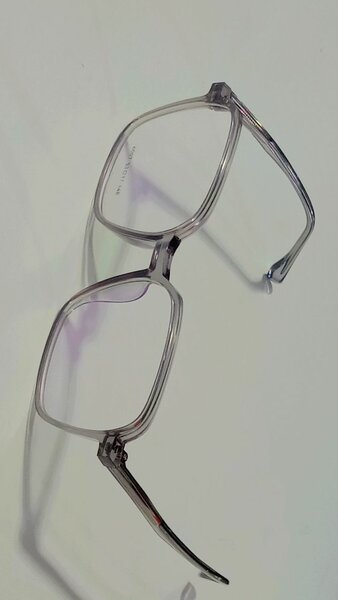 Korean tear glasses