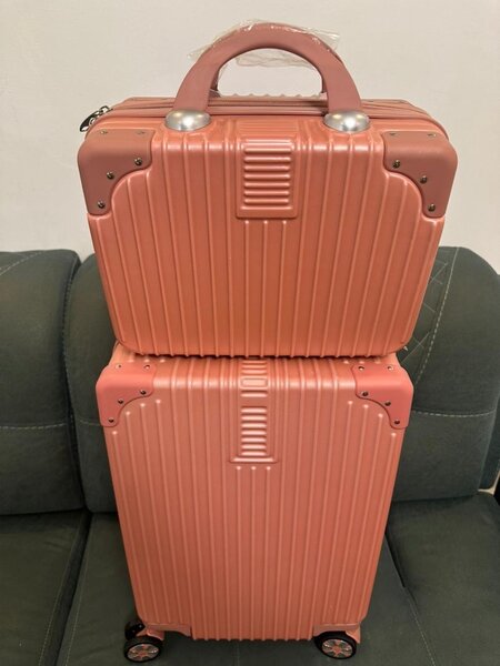 Stylish Luggage Set