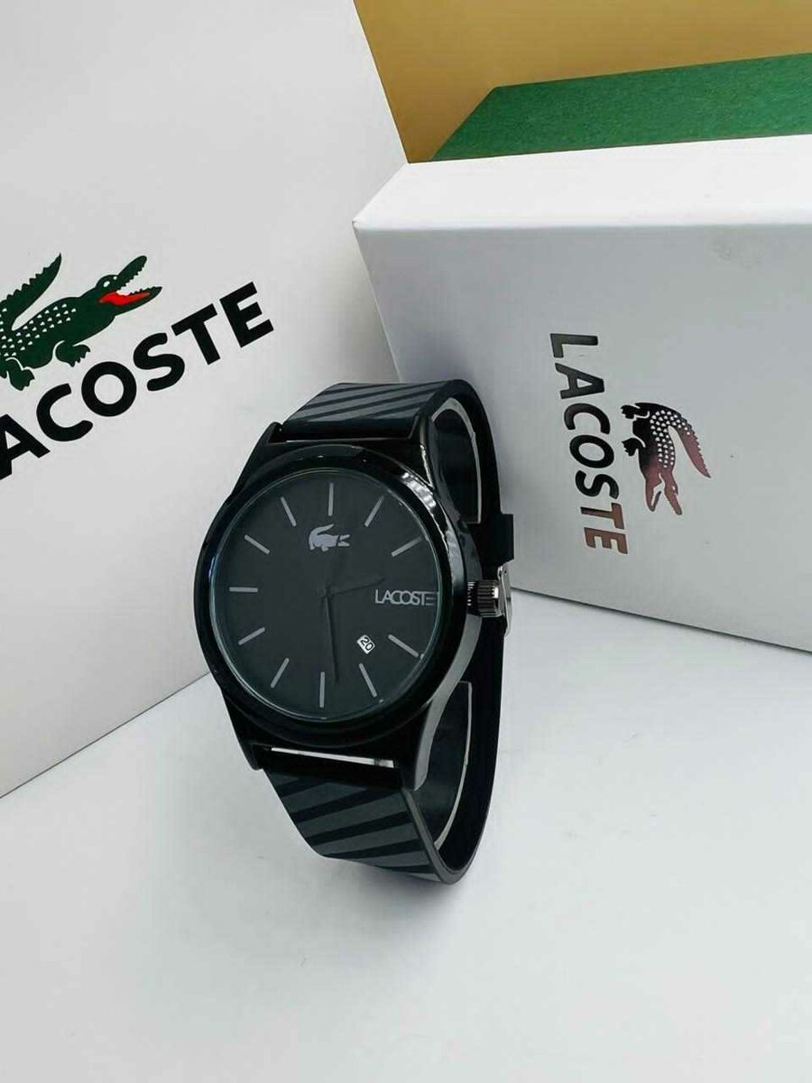 Montre Lacoste en silicone (avec coffret )