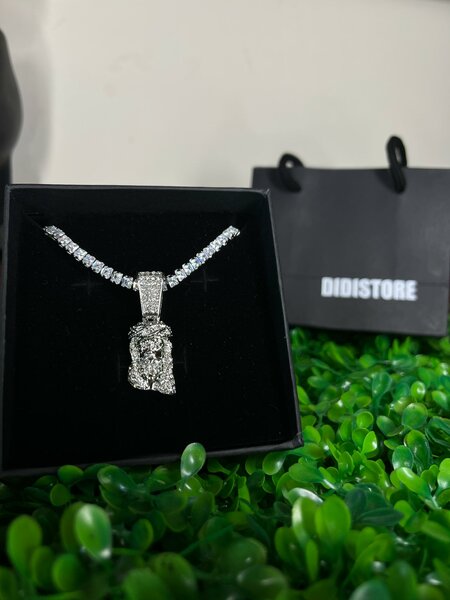 Collier Pendentif Éclatant