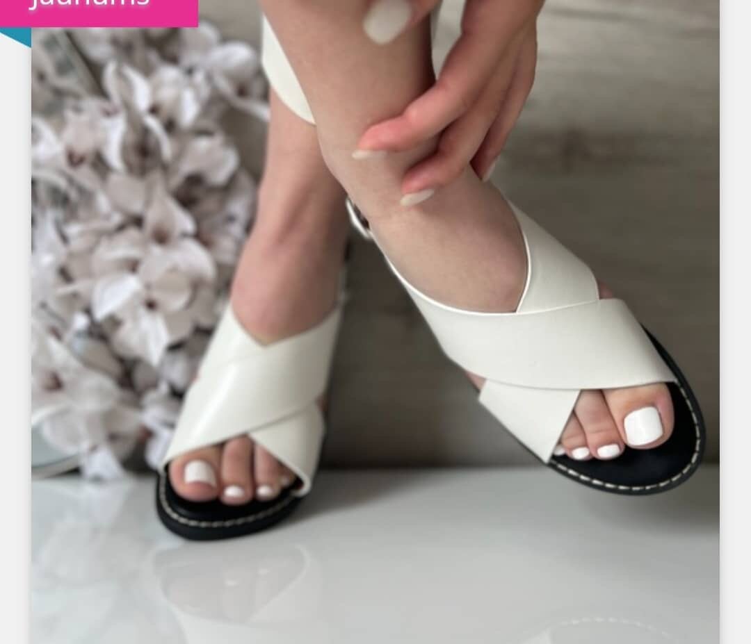 Sandales élégantes d'été