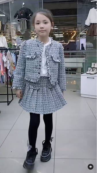 пиджак и юбка серая 