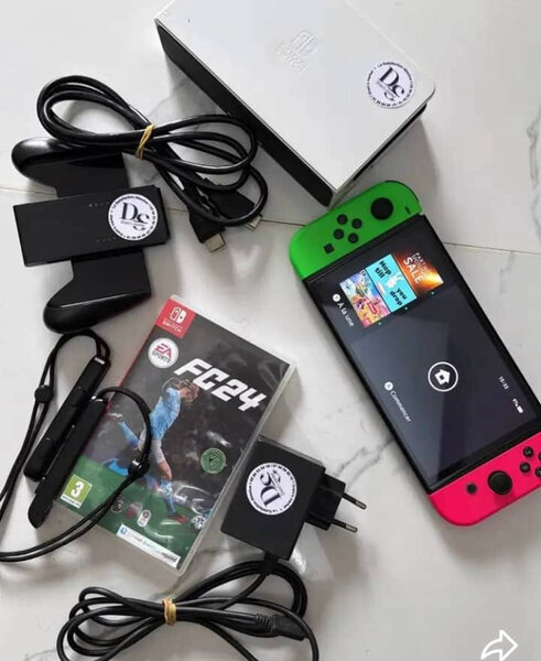 Console portable Switch OLED