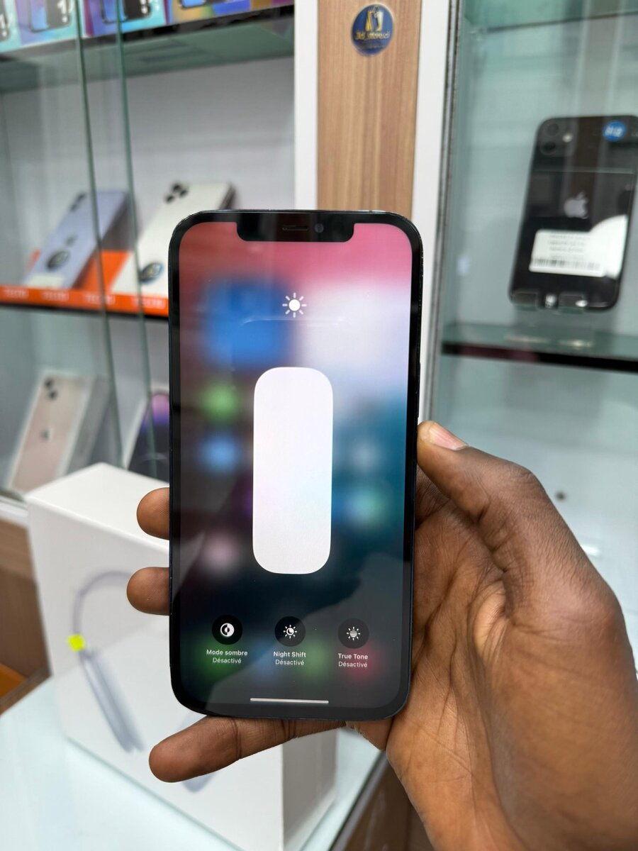 iPhone 12pro 128Go sans id