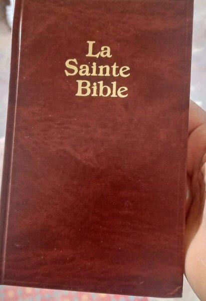 La Sainte Bible à grand caract