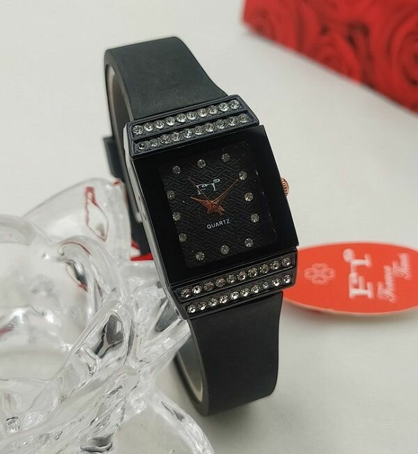 Ladies Wrist Watch