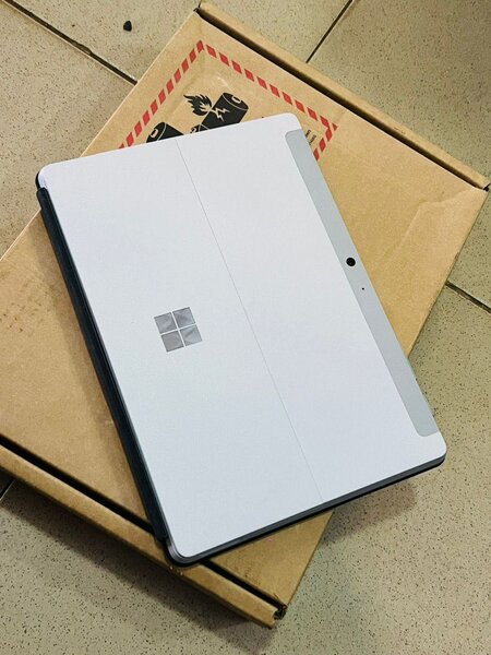 Microsoft surface laptop Go 3