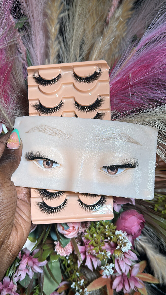 Faux Cils Volumineux Glamour