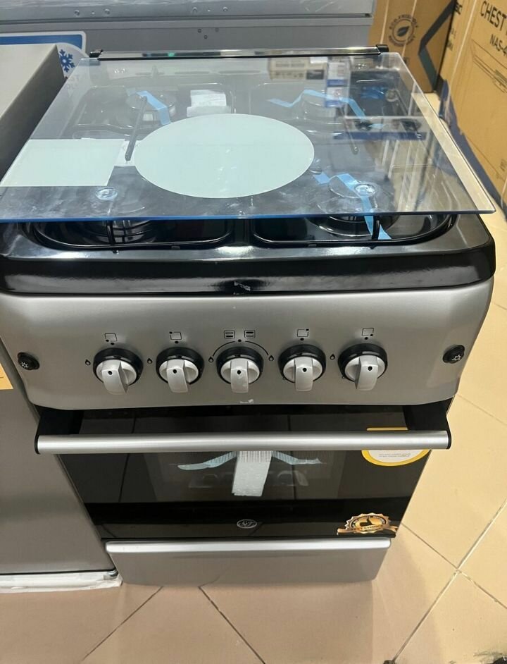 4- Burner Gas Cooker with oven and Grill
