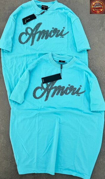 T-shirts bleus tendance