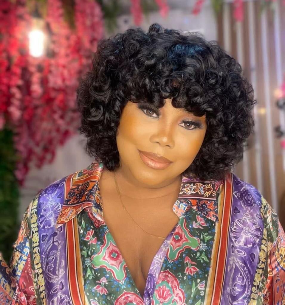 Half wigs and hair pieces