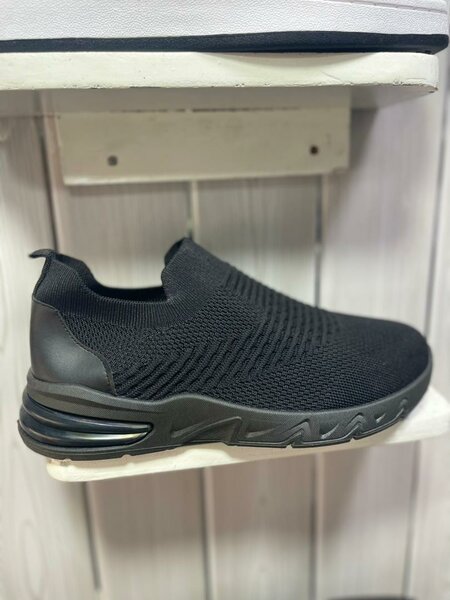 Baskets noires sans lacets