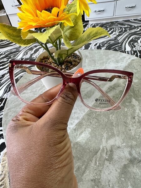 Lunettes de vue élégantes pour femmes