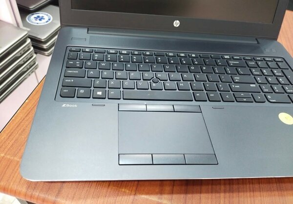 Hp zbook 15 studio G3