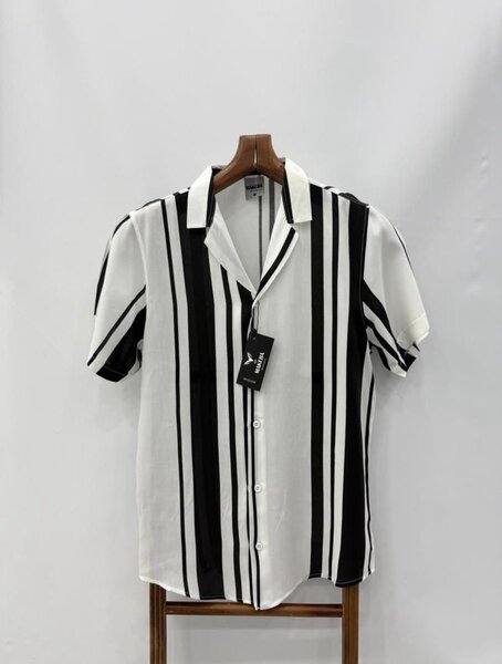 Chemise homme motifs variés