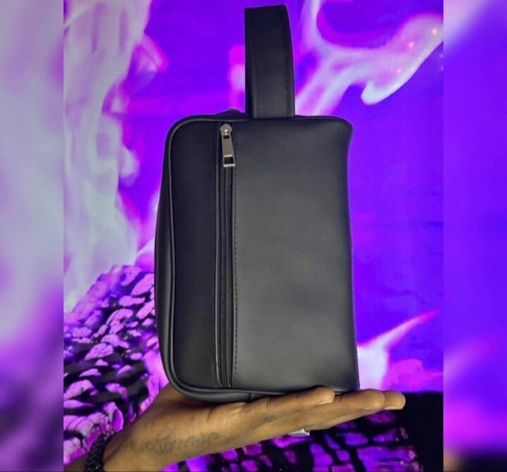 Pochette de voyage élégante