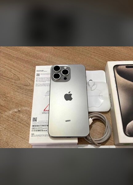 iPhone 15 Pro Max Argent Neuf