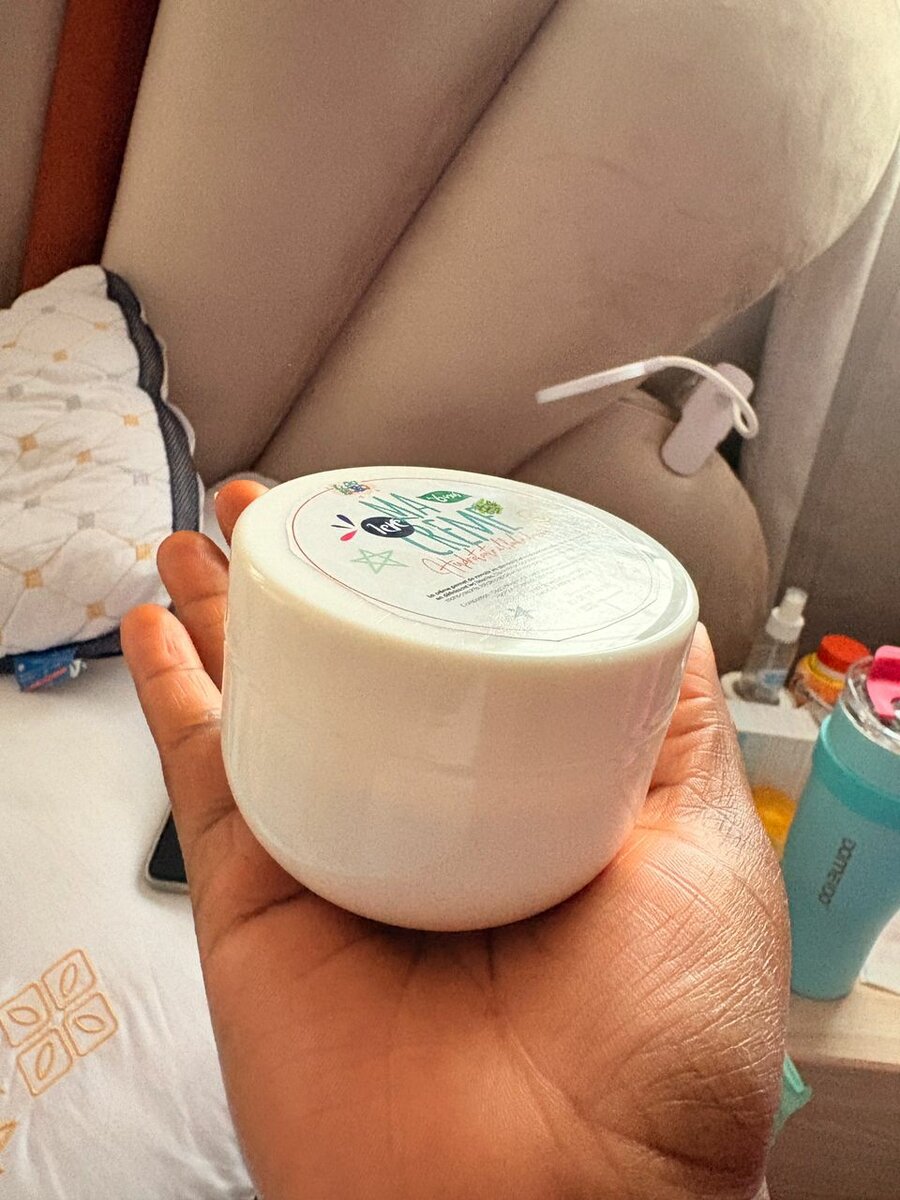 POMMADE  CHEVEUX  75gr