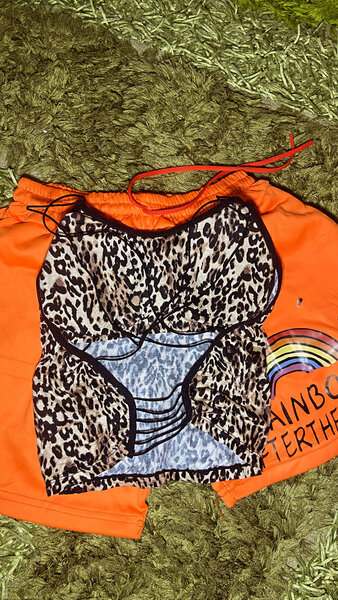 Enssemble bikini léopard et short