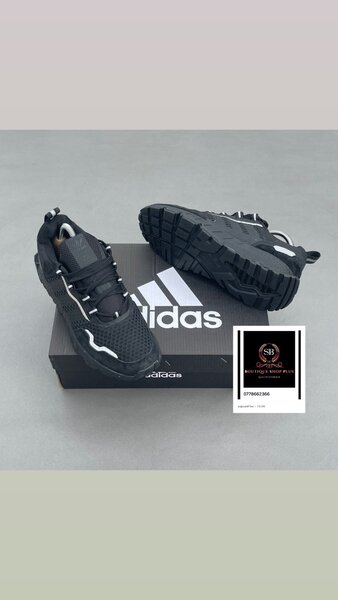 Chaussures de Sport Adidas Homme