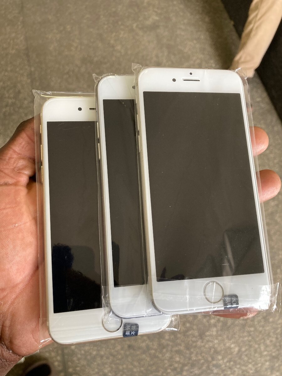 iPhone 6flat fully functional