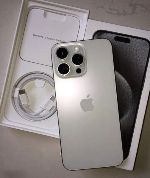 15 pro max 256gig eSim unlock