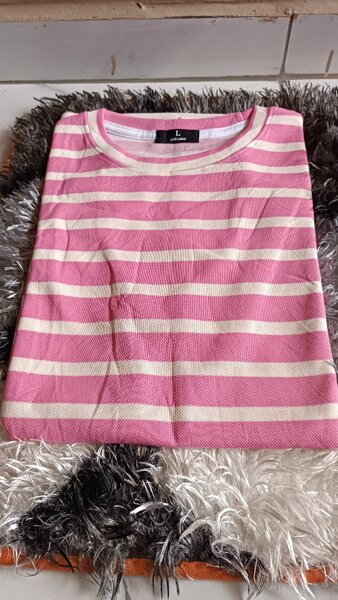 T-shirt rayé décontractée