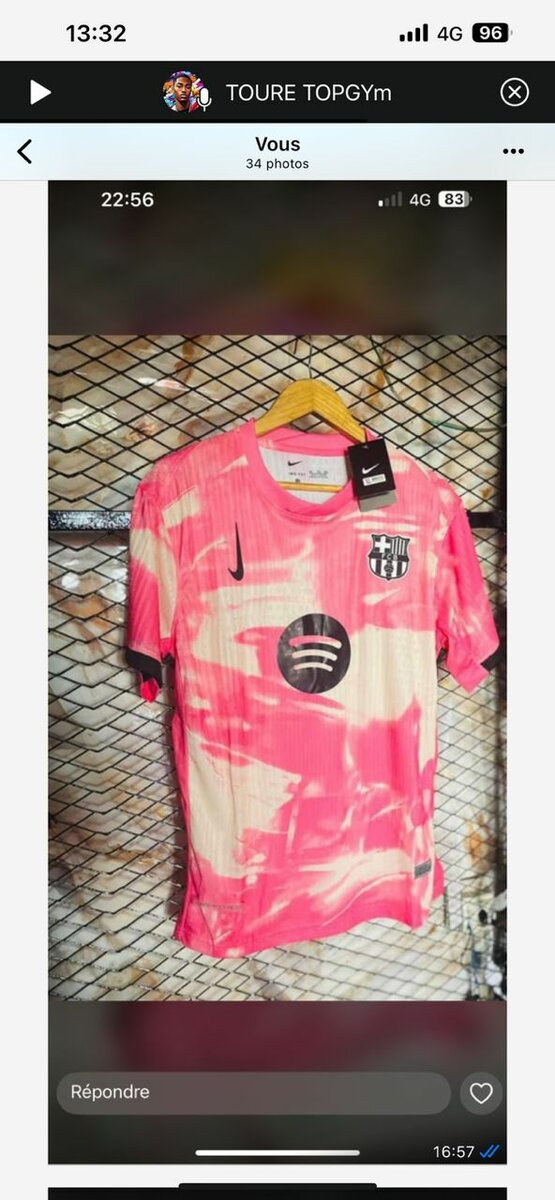 Maillot de football rose tendance