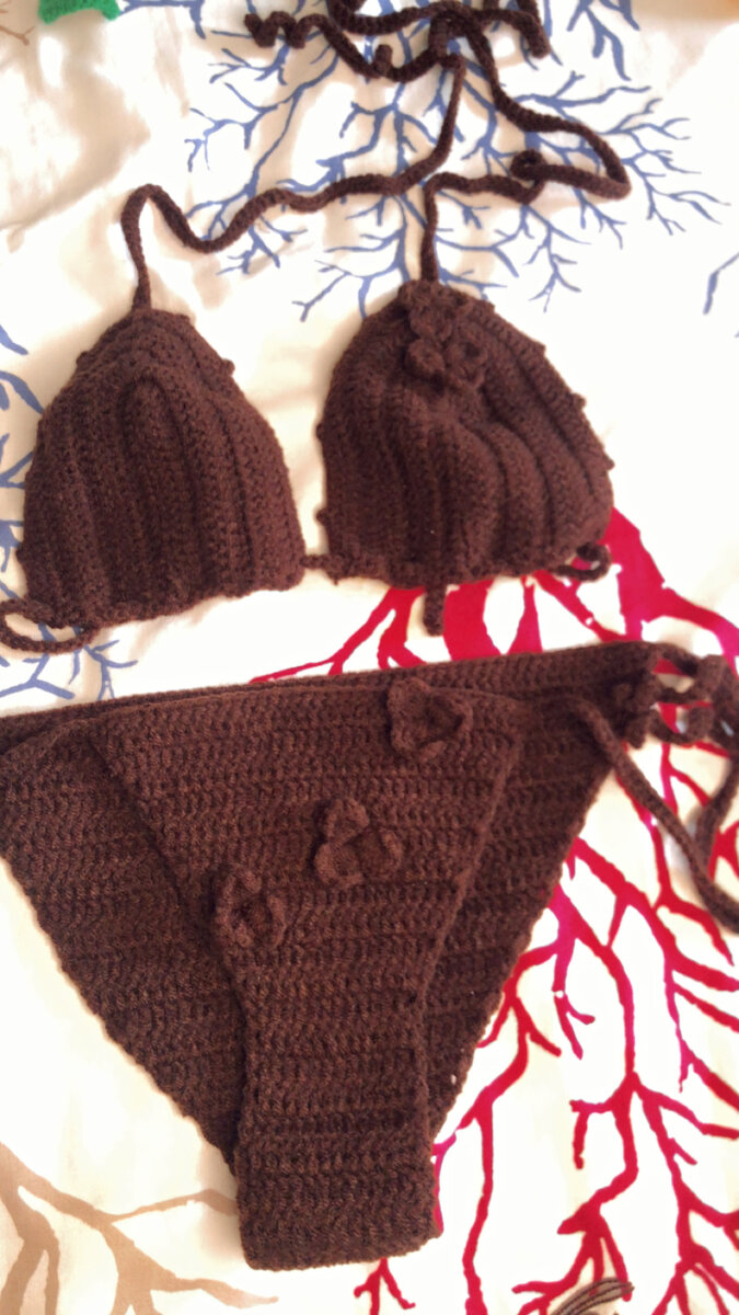Bikini en crochet coloré