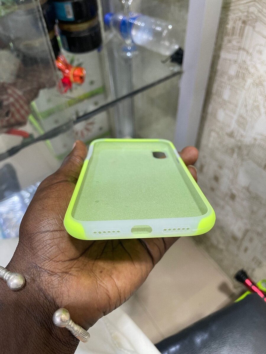 Coque iPhone Vert Fluo XR