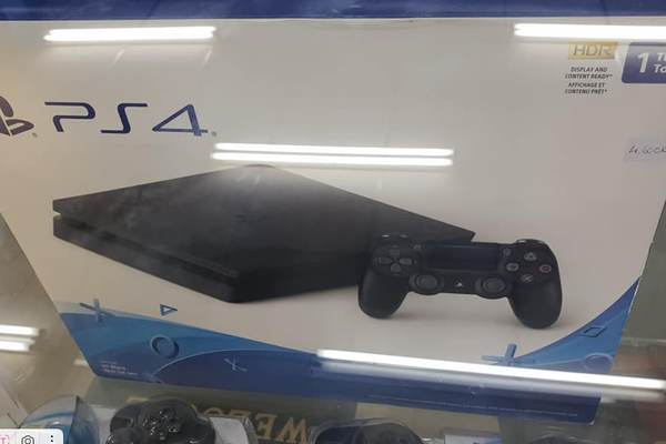 PS4