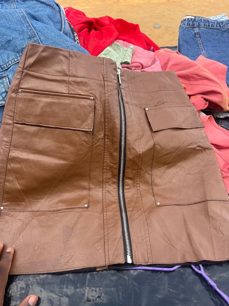 Jupe en jean et Skaï