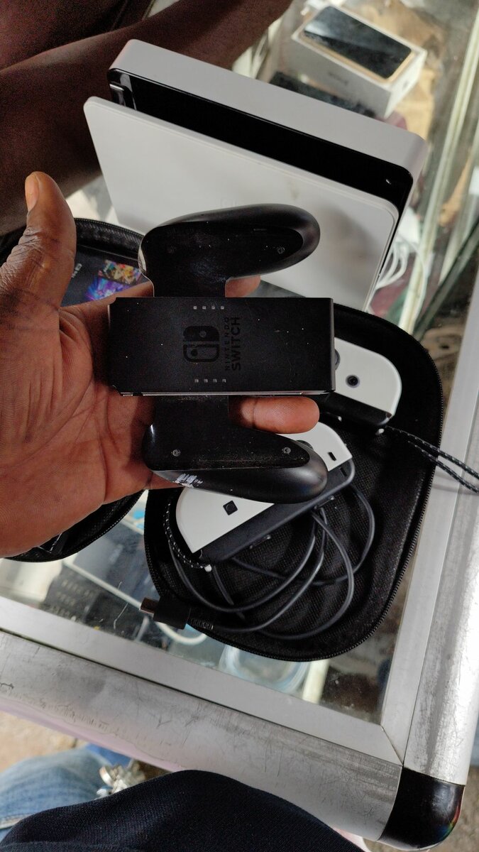 Nintendo Switch OLED